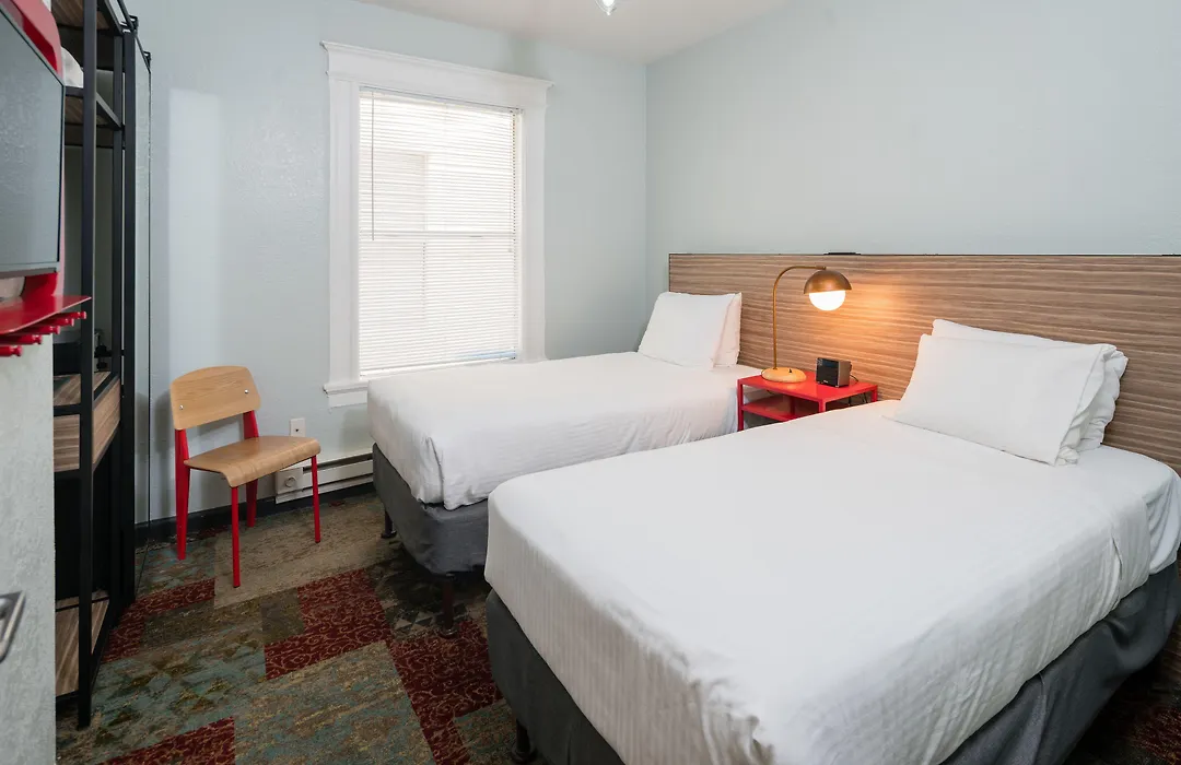Minna Hotel-1